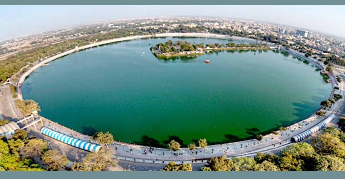 Kankaria Lake - Best Places to Visit in Ahmedabad